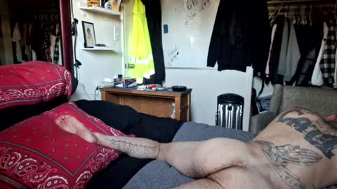 gnasty83 online show from 02/11/25, 12:49