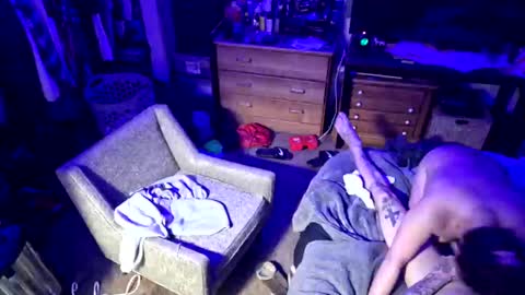 gnasty83 online show from 02/11/25, 05:16