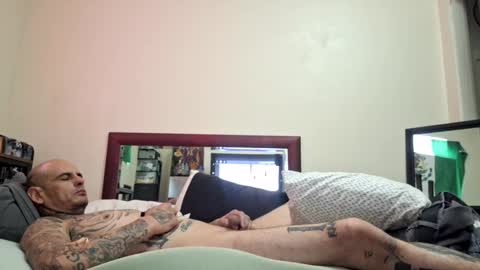 gnasty83 online show from 10/01/25, 04:57