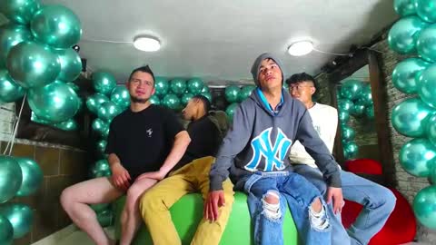 THOMAS AND DAMIAND online show from 01/25/25, 04:13