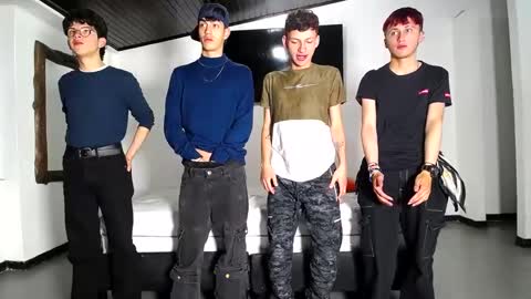 THOMAS AND DAMIAND online show from 09/26/25, 05:50