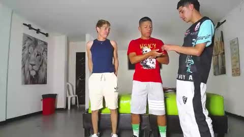 THOMAS AND DAMIAND online show from 03/08/26, 08:12