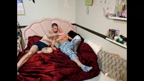 gneforever online show from 04/22/26, 02:58