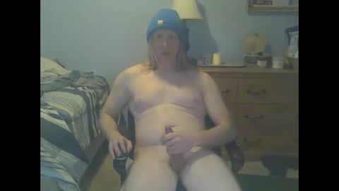 Snapshot of gnger31foru chatting on 12/02/24, 03:58 Steven Meadow online show from 12/02/24, 03:58