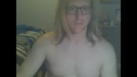 Snapshot of gnger31foru chatting on 12/06/24, 01:29 Steven Meadow online show from 12/06/24, 01:29