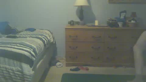 Snapshot of gnger31foru chatting on 12/26/24, 02:12 Steven Meadow online show from 12/26/24, 02:12