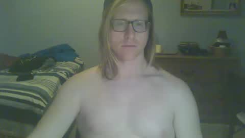 Snapshot of gnger31foru chatting on 01/20/25, 02:43 Steven Meadow online show from 01/20/25, 02:43