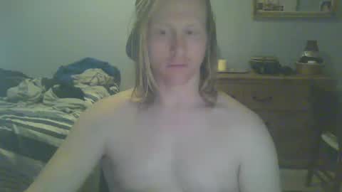 Snapshot of gnger31foru chatting on 01/20/25, 12:49 Steven Meadow online show from 01/20/25, 12:49