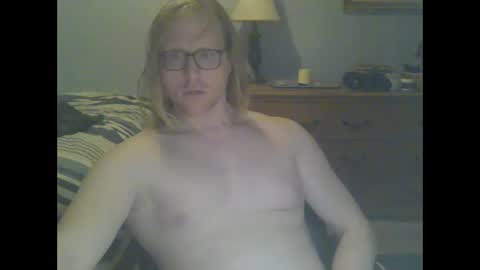 Snapshot of gnger31foru chatting on 01/26/25, 02:35 Steven Meadow online show from 01/26/25, 02:35