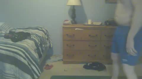 Snapshot of gnger31foru chatting on 02/07/25, 01:01 Steven Meadow online show from 02/07/25, 01:01