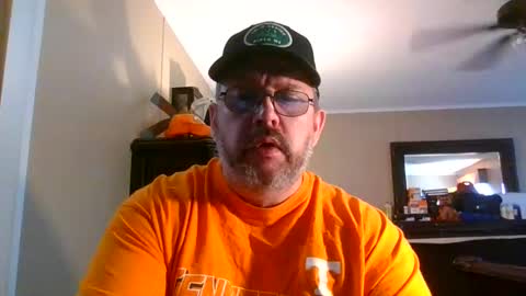 IDKIDCIDGAF online show from 09/29/25, 04:34