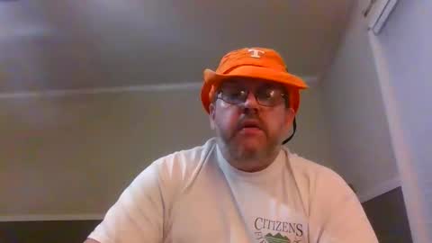 IDKIDCIDGAF online show from 11/10/25, 07:07