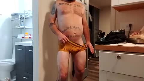 Snapshot of goblue4133 chatting on 11/15/25, 06:11 goblue4133 online show from 11/15/25, 06:11