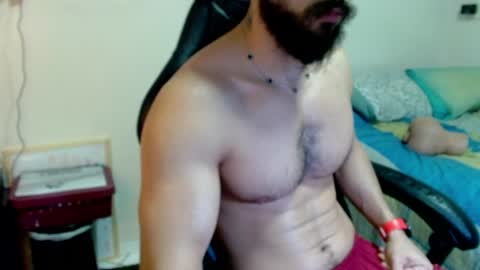 Snapshot of god_hunkules chatting on 06/16/26, 05:04 god hunkules online show from 06/16/26, 05:04