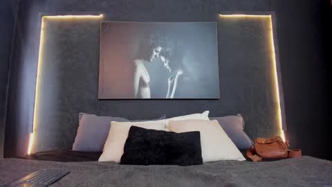 Snapshot of god_of_olympus1 chatting on 12/15/24, 02:59 steven online show from 12/15/24, 02:59