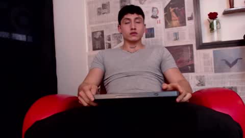 Snapshot of god_of_olympus1 chatting on 02/22/25, 03:03 steven online show from 02/22/25, 03:03