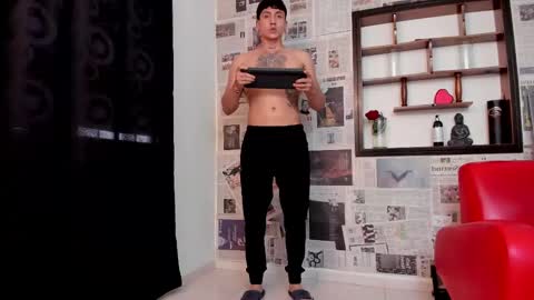 Snapshot of god_of_olympus1 chatting on 02/26/25, 05:28 steven online show from 02/26/25, 05:28