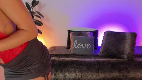 Snapshot of goddes_helena chatting on 12/06/24, 12:45 Elena online show from 12/06/24, 12:45