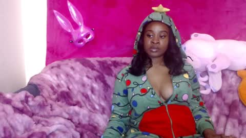 Snapshot of goddess_aaliyah chatting on 12/28/24, 09:20 goddess_aaliyah online show from 12/28/24, 09:20