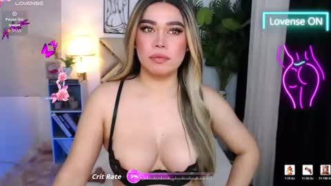 Snapshot of goddess_lykafox chatting on 08/02/26, 01:04 Lyka Fox online show from 08/02/26, 01:04