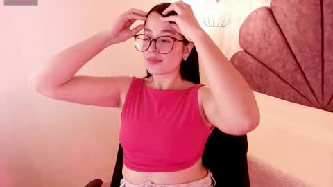 Snapshot of goddess_martina chatting on 12/20/25, 07:10 M A R T I N A online show from 12/20/25, 07:10