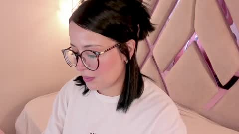 M A R T I N A  online show from 04/09/26, 12:32