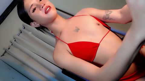 Snapshot of goddess_riana chatting on 10/04/25, 04:10 YOUR GODDESS RIAN online show from 10/04/25, 04:10