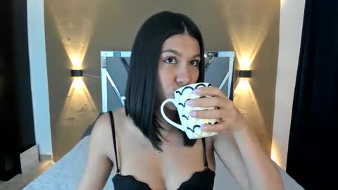 Saori online show from 04/10/26, 10:58