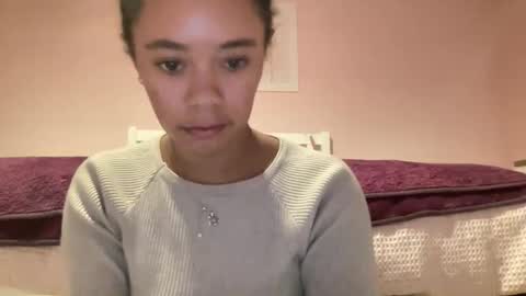 Snapshot of goddesselxo chatting on 05/12/26, 09:23 Goddess L online show from 05/12/26, 09:23