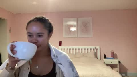 Snapshot of goddesselxo chatting on 05/15/26, 07:54 Goddess L online show from 05/15/26, 07:54
