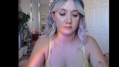 Goddess Emmy online show from 11/07/25, 01:22