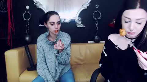 Snapshot of goddessgeorgia chatting on 01/04/25, 04:54 Goddess Georgia online show from 01/04/25, 04:54