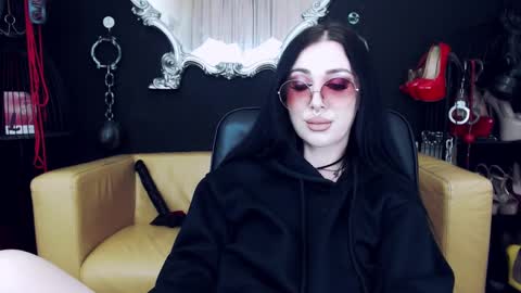 Snapshot of goddessgeorgia chatting on 03/08/25, 04:50 Goddess Georgia online show from 03/08/25, 04:50