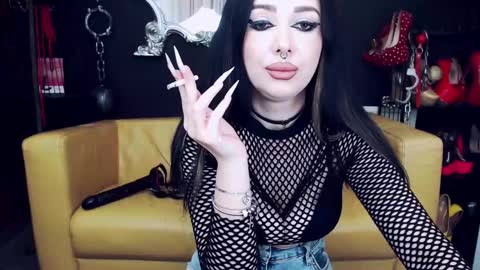 Snapshot of goddessgeorgia chatting on 09/09/25, 02:05 Goddess Georgia online show from 09/09/25, 02:05