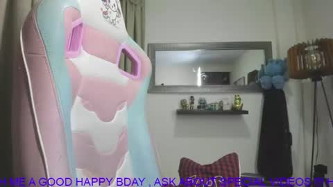 Goddess Jessica and slave Roger online show from 06/19/26, 05:56
