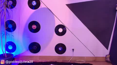 Julieta online show from 04/01/26, 06:49