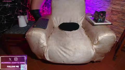 Goddes Juliette Noiir online show from 06/03/26, 11:02