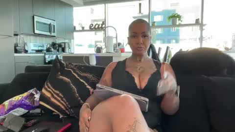 Goddess Kalitha online show from 09/11/25, 12:44