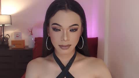 Snapshot of goddessmichaella chatting on 02/13/25, 09:09 Michaella online show from 02/13/25, 09:09