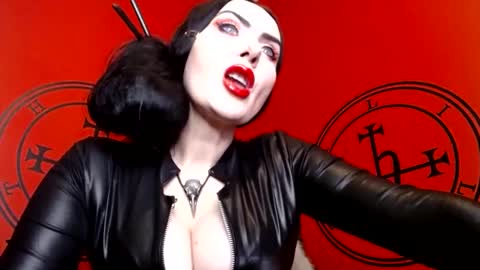 Snapshot of goddessmidnight chatting on 09/20/25, 05:03 GODDESS MIDNIGHT online show from 09/20/25, 05:03