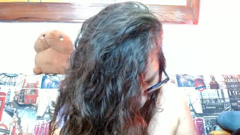  Naih Reyes online show from 09/25/25, 09:35