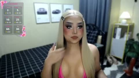 Snapshot of goddessnatalieheart chatting on 06/24/26, 02:27 NATALIE HEART online show from 06/24/26, 02:27