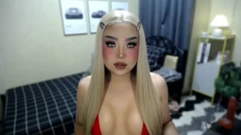 Snapshot of goddessnatalieheart chatting on 06/30/26, 03:46 NATALIE HEART online show from 06/30/26, 03:46