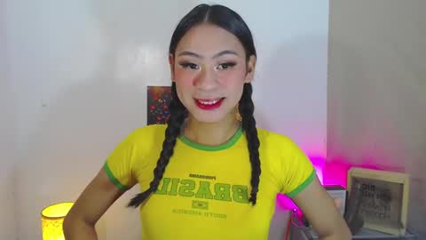 Kyla and Nian online show from 11/23/25, 06:41