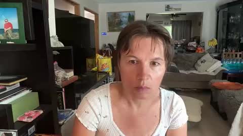Snapshot of goddesszofia chatting on 05/22/26, 01:06 goddesszofia online show from 05/22/26, 01:06