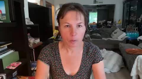 Snapshot of goddesszofia chatting on 05/27/26, 12:35 goddesszofia online show from 05/27/26, 12:35