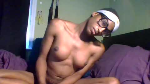 Snapshot of goddexx_kii chatting on 07/11/26, 10:40 goddexx_kii online show from 07/11/26, 10:40