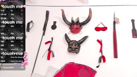 Snapshot of goddness_abril chatting on 12/15/24, 01:02 Abril online show from 12/15/24, 01:02