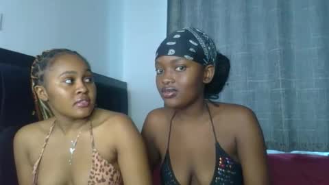Snapshot of godess_lunah chatting on 05/13/26, 08:23 godess_lunah online show from 05/13/26, 08:23
