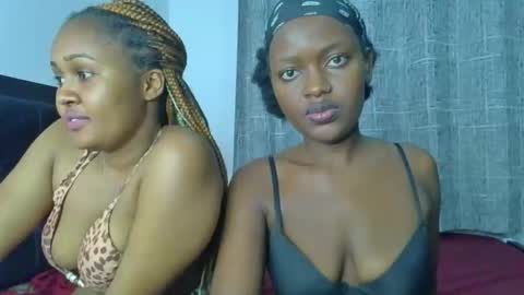 Snapshot of godess_lunah chatting on 05/18/26, 07:09 godess_lunah online show from 05/18/26, 07:09